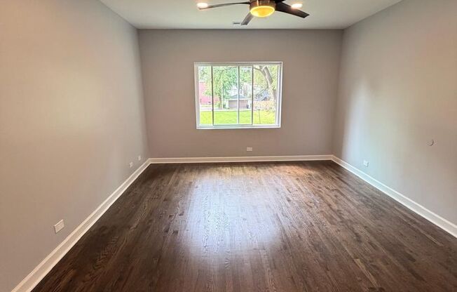3 beds, 2 baths, 1,550 sqft, $2,450, Unit 3