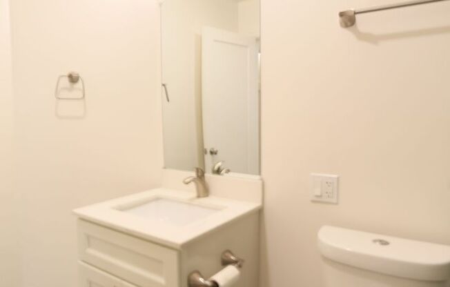 1 bed, 1 bath, $1,995