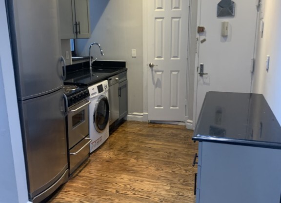 1 bed, 1 bath, $4,495, Unit 19