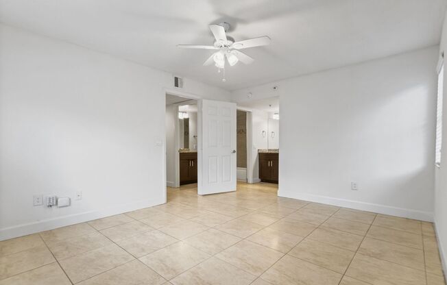 2 beds, 1 bath, 1,015 sqft, $2,175, Unit 03 - 302