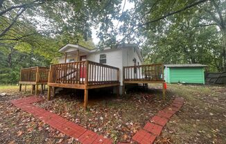 2 beds, 1 bath, $825