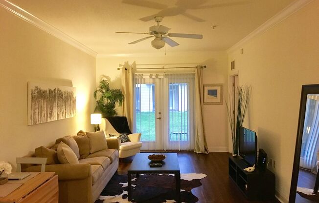 3 beds, 2 baths, 1,362 sqft, $1,750, Unit 1302
