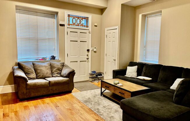 Spacious Society Hill 4bd/2.5bth Home