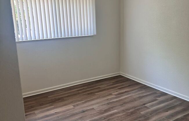 3 beds, 1.5 baths, $1,750, Unit 4860 KENTFIELD-#17B