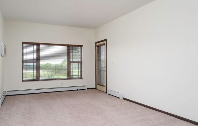 2 beds, 2 baths, 1,101 sqft, $1,900, Unit 116