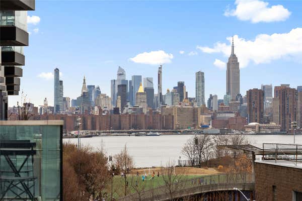 62 N 9 ST