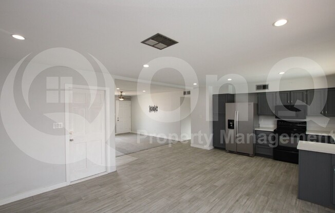3304 N EL DORADO DR