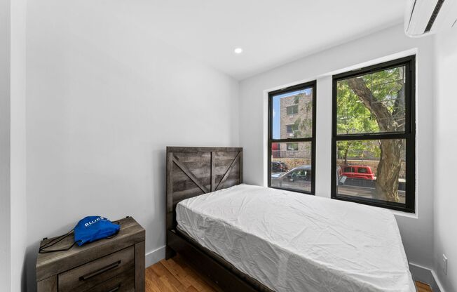 3 beds, 1.5 baths, 602 sqft, $4,200, Unit 1