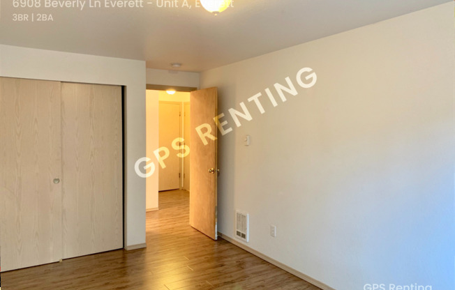 3 beds, 2 baths, $2,500