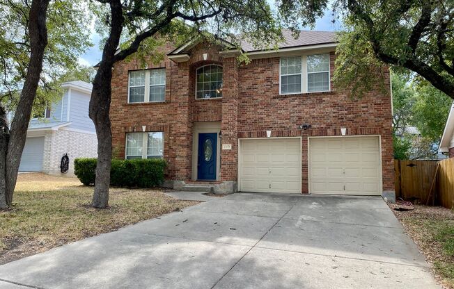 Modern 2 Story 3 Bed 2 Bath Near Sea World San Antonio ~ it's a Beauty!