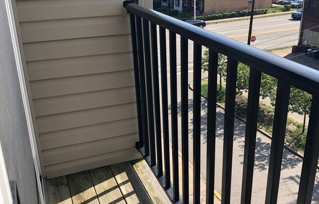 1 bed, 1 bath, 370 sqft, $875, Unit 30