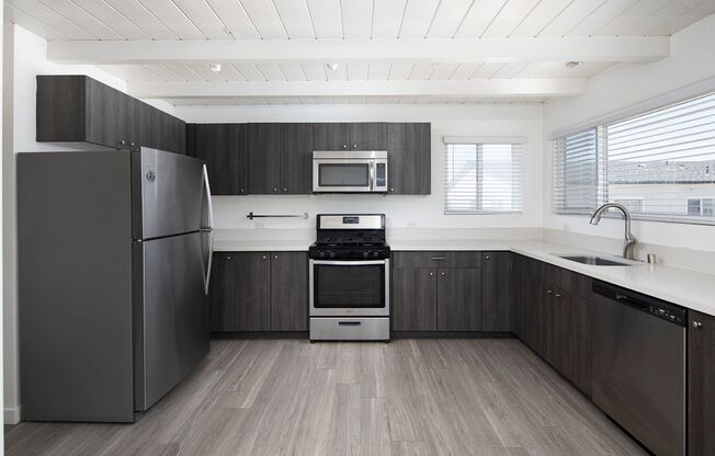 Long Branch Apartments