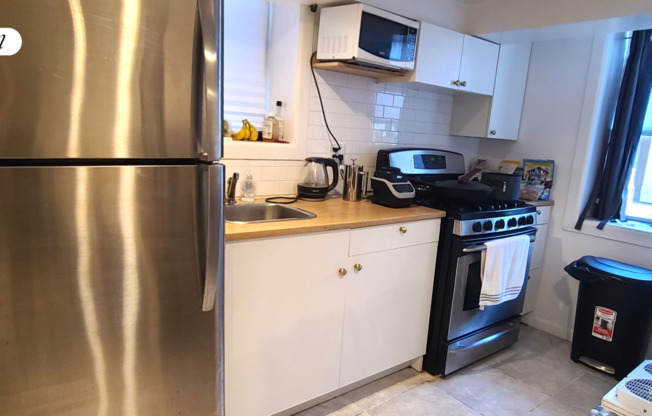 32 77 46 ST