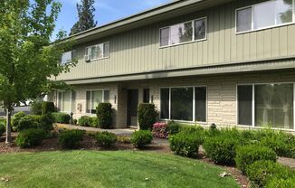 2 Bedroom Townhouse in Milwaukie