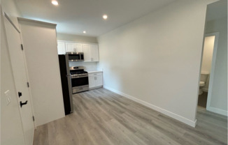 1435 N Ave 47