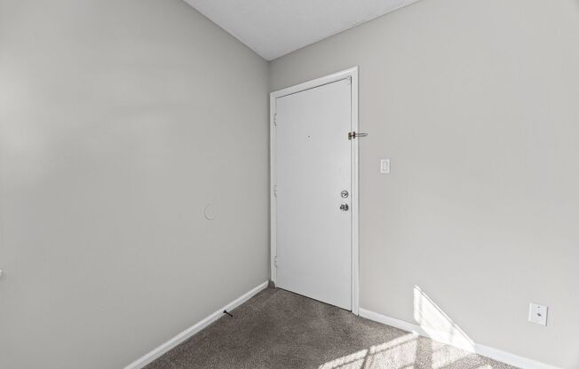 1 bed, 1 bath, $900