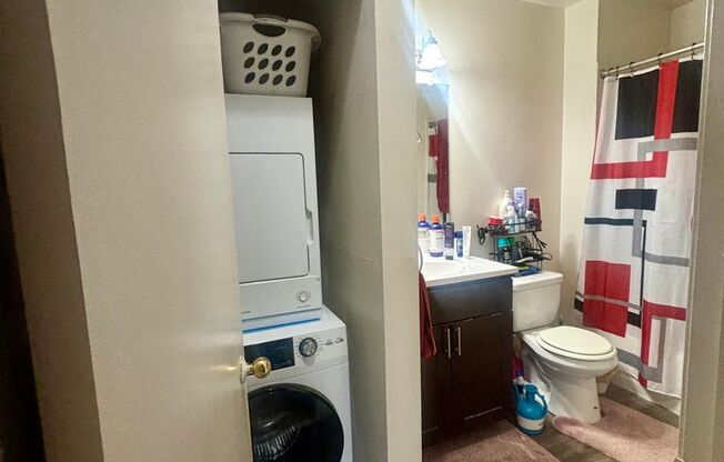 1 bed, 1 bath, 600 sqft, $1,649, Unit 323