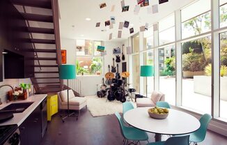 MODERN APARTMENTS IN HOLLYWOOD, LOS ANGELES