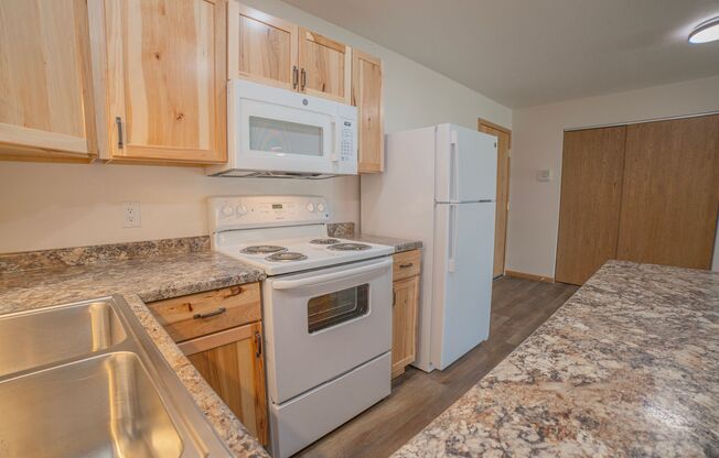 1 bed, 1 bath, 630 sqft, $795, Unit 2551-212