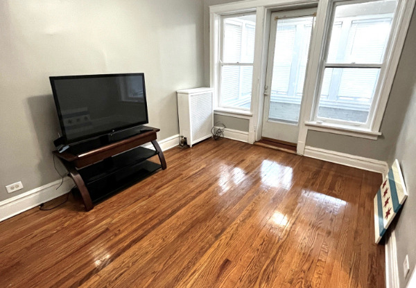 5428 S DREXEL AVE