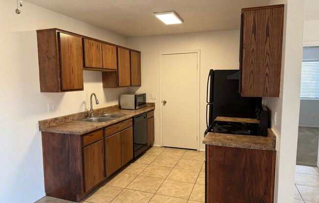 2 beds, 2 baths, $1,450