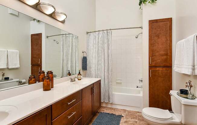 Birch Lake Townhomes - Bathroom