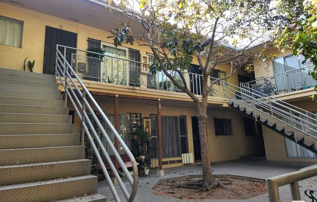 2 beds, 1.5 baths, 1,000 sqft, $2,750, Unit 7