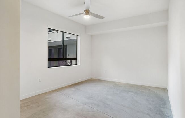 3 beds, 3 baths, 1,120 sqft, $3,695, Unit 420