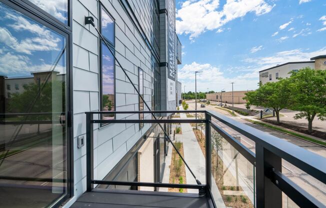 1 bed, 1 bath, 625 sqft, $1,275, Unit 1212