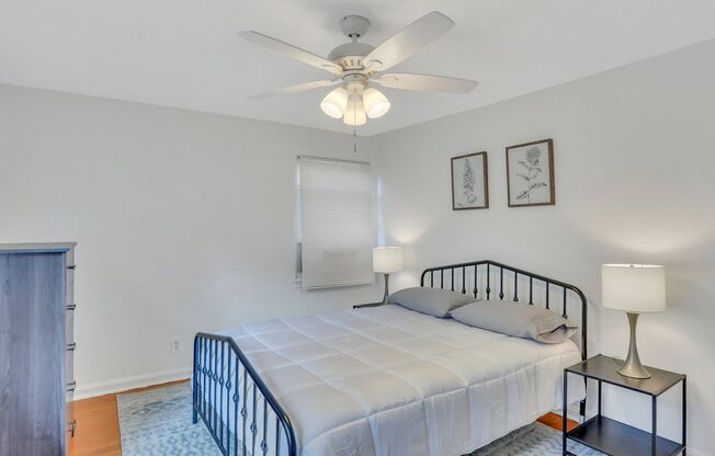 2 beds, 1 bath, $1,850, Unit Unit 2 (B)