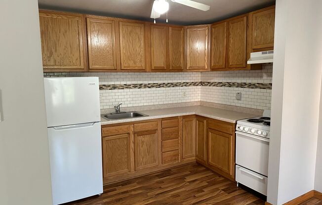 1 bed, 1 bath, $1,275, Unit Unit 211