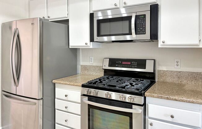 3B/2BA 1,254 square foot property available for rent in Spring Valley