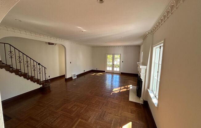 Luxury Family Oasis with Pool in San Mateo Park 4BD/3BTH