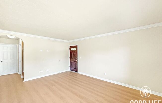 792 AVOCADO AVE