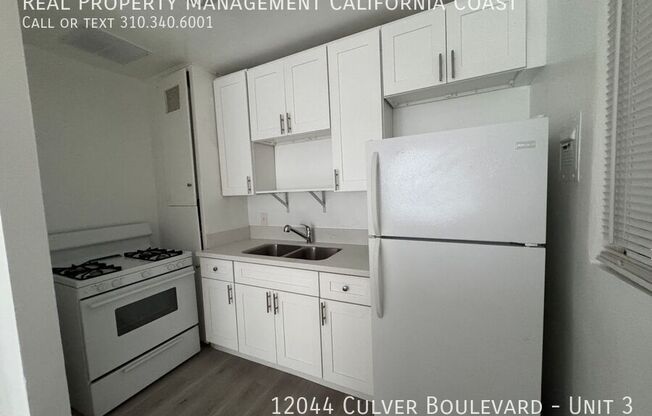 12044 CULVER BLVD