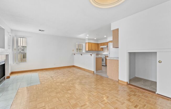 Beautiful 4 Bedroom Home with a 3 Car Garage!