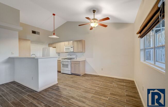 2 beds, 2 baths, $1,440, Unit Unit 129