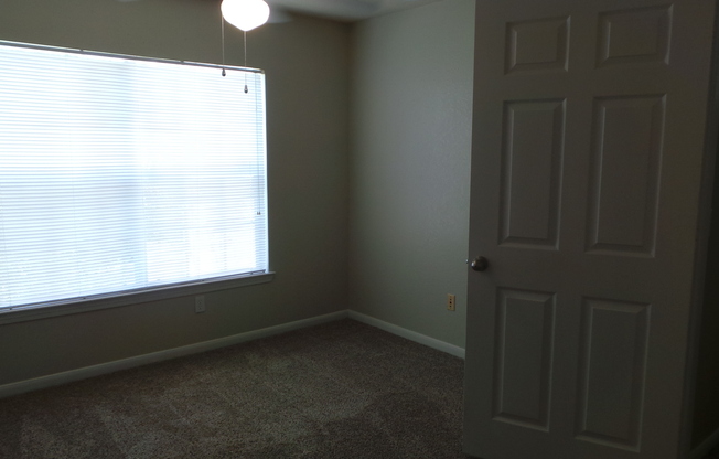 2 beds, 2 baths, $1,700