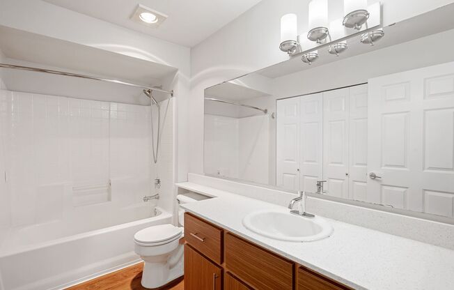 2 beds, 1 bath, 750 sqft, $2,150, Unit 502