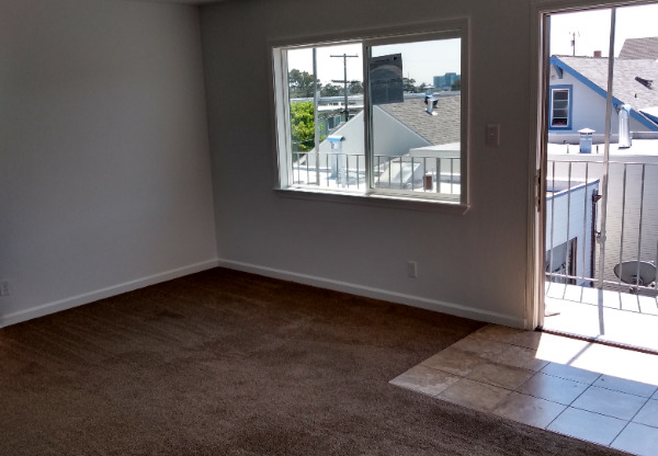 257 E AVE