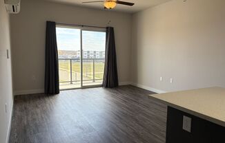 1 bed, 1 bath, 768 sqft, $1,775, Unit 4876-309