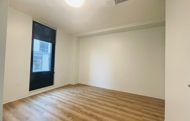 1 bed, 1 bath, 653 sqft, $3,500, Unit 507