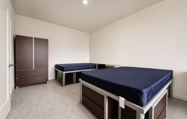 2 beds, 2 baths, 930 sqft, $5,404, Unit 803