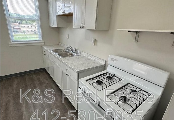 527 MARWOOD AVE
