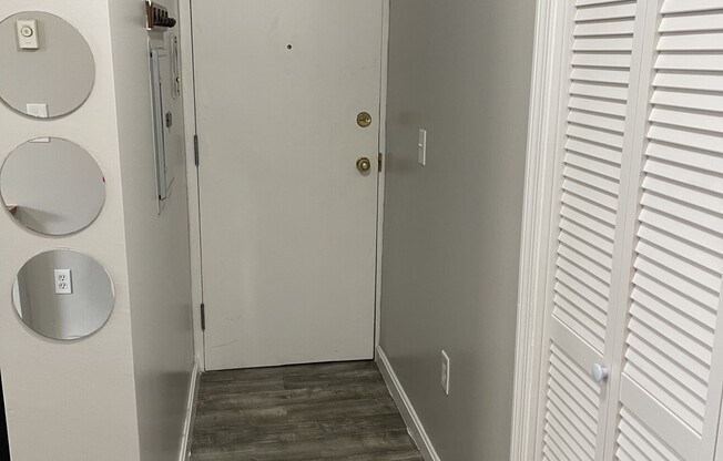 Studio, 1 bath, $2,200, Unit 3