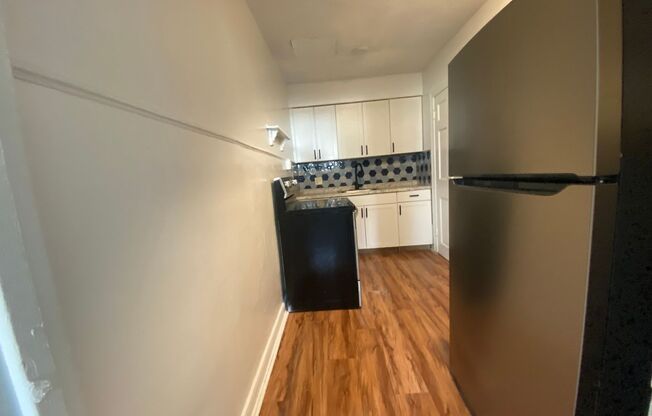 1 bed, 1 bath, $875