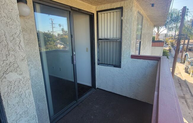 2 beds, 1 bath, $1,795, Unit 9