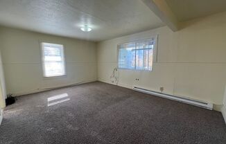 1 bed, 1 bath, $750, Unit 548 W Bonneville # 4