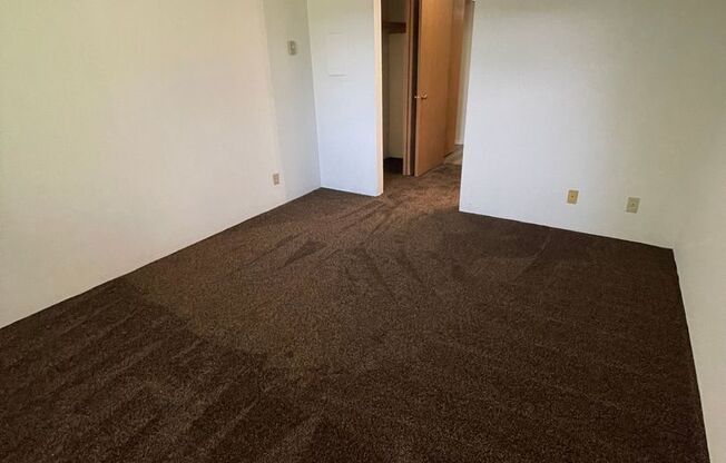 2 beds, 1.5 baths, 900 sqft, $1,600, Unit C104