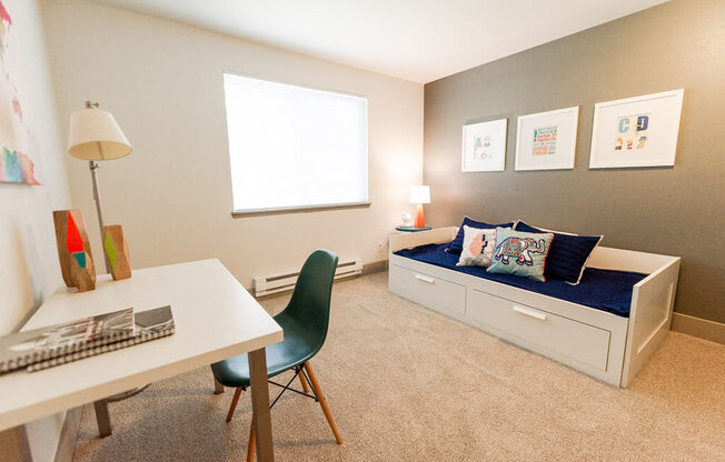 Explore Apartments in South Tacoma, WA - Aero Apartments